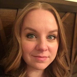 Meet your Posher, Jacqueline